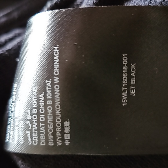 🌺BEBE Peekaboo Crop Top - Picture 5 of 5